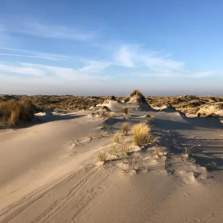 Frühstückspension En Het Spookhuis Den Hoorn (North Holland)