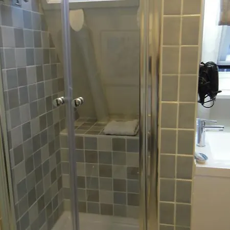 En Het Spookhuis דן הורן