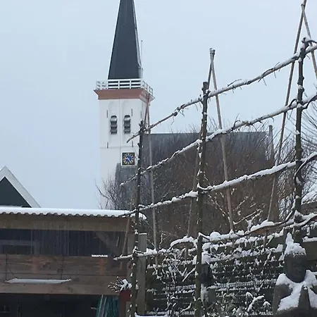 En Het Spookhuis 4* Den Hoorn (North Holland)