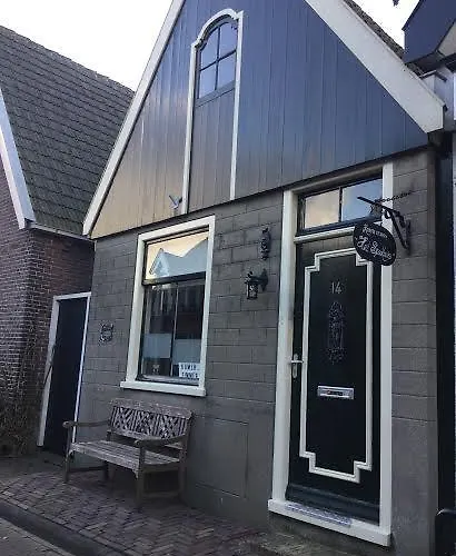 En Het Spookhuis Bed & Breakfast 4*