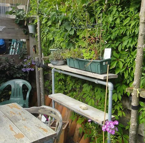 Bed & Breakfast En Het Spookhuis 4*