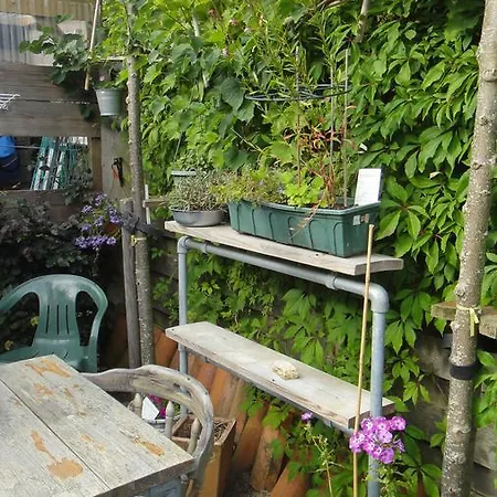 Bed & Breakfast En Het Spookhuis *