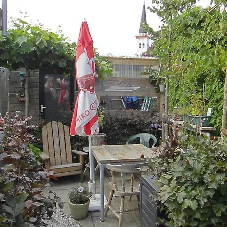 Bed & Breakfast En Het Spookhuis *